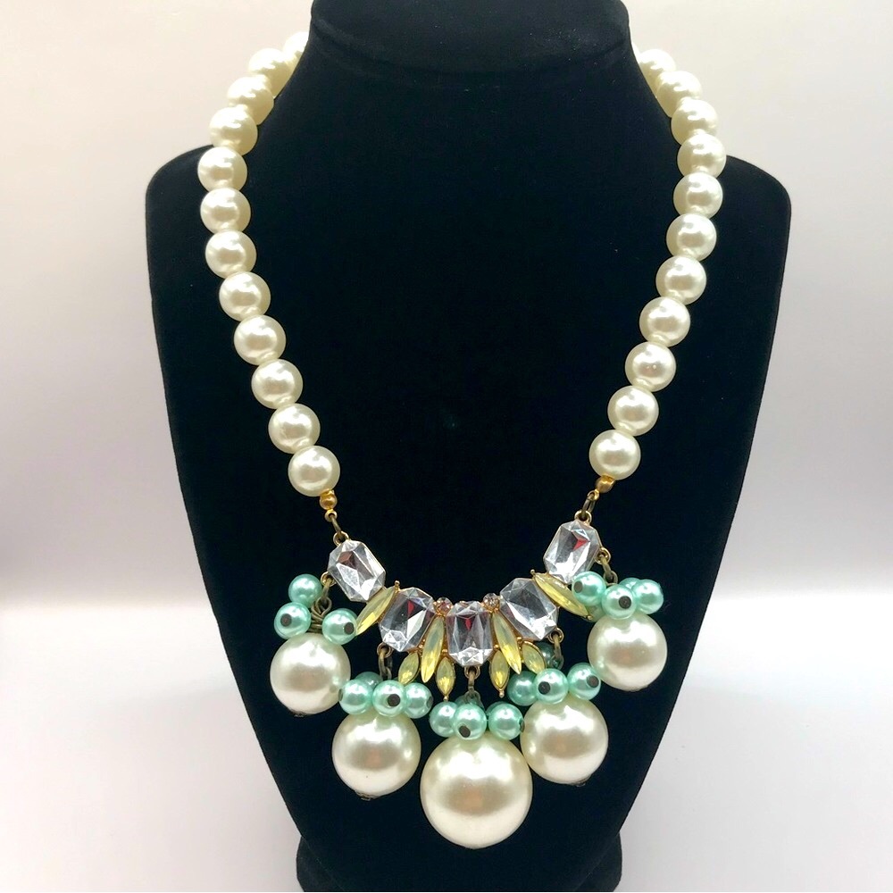 Plunder Faux Pearl and Acrylic Gems Statement Necklace